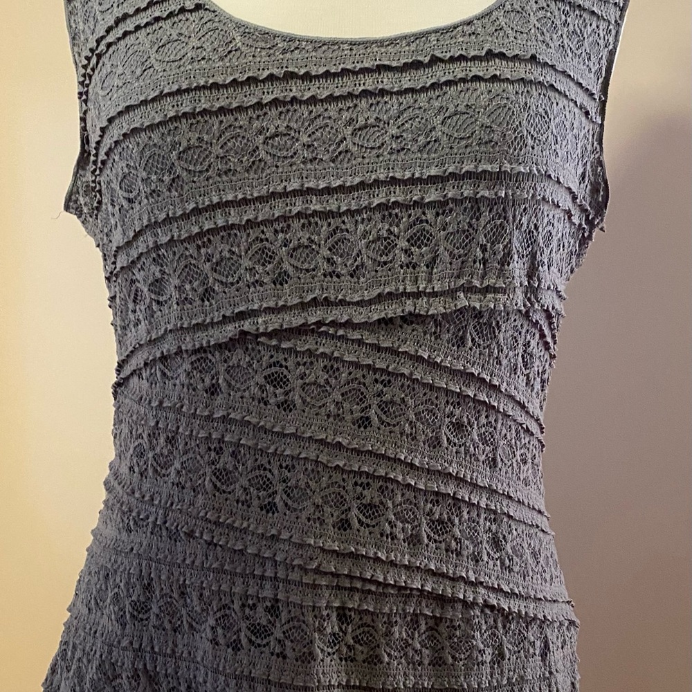 Max studio, extra large lace camisole in gray